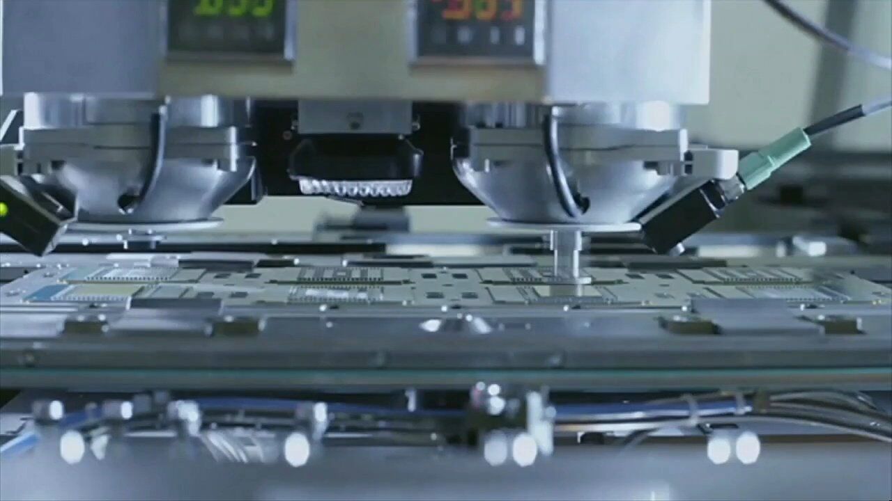 Intel expected to start hiring this fall 3,000 workers for Ohio plants